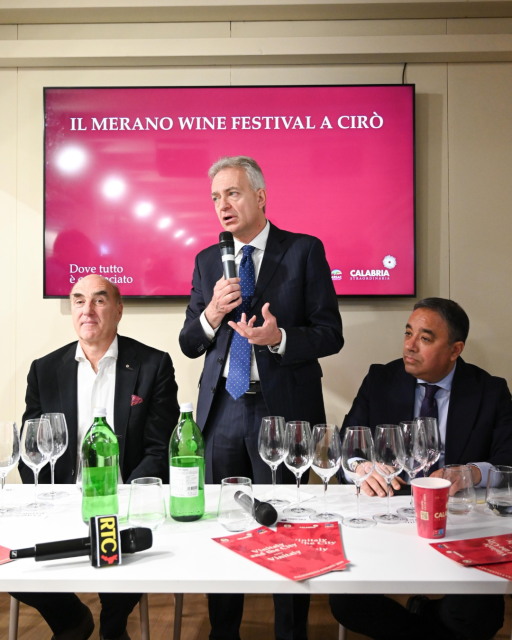 Autorità locali - Local authorities · Conferenza Stampa Vinitaly